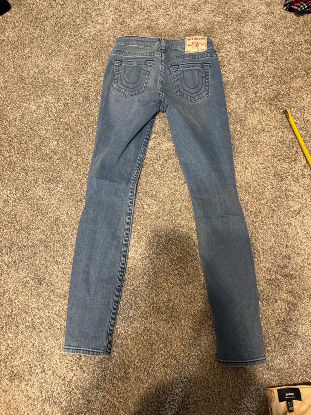 Like new Women’s Light Blue Skinny true religion jeans size 26